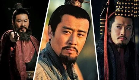 武神赵子龙手游：最强英雄吕布技能与热门新游对比分析